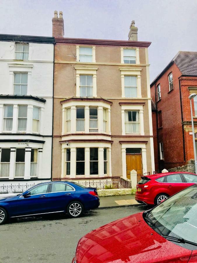 Апартаменти 7 Llewelyn Avenue Лландидно Екстер'єр фото